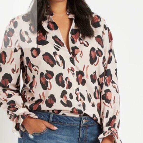 ELOQUII Printed button down blouse with ruffle neck. Size 22W - Picture 3 of 4